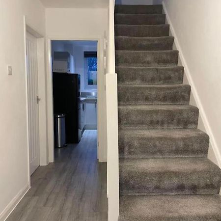 Entire House - Peaceful 3 Bedroom Home Rishton 外观 照片